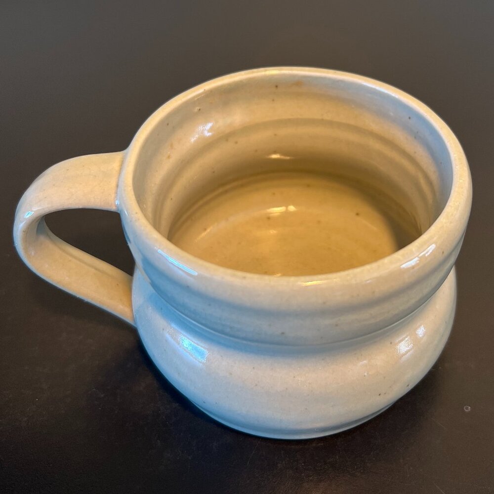 Handcrafted Jade Green Studio Pottery Coffee Soup Mug ~ Rounded Cinched Center - Picture 9 of 12